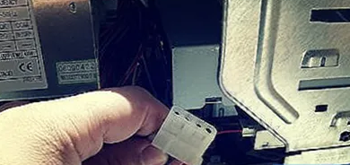Paso 3 Desconectar cables Avila